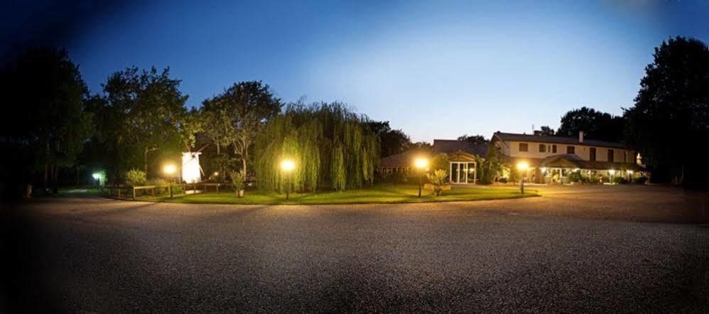 Hotel La Ferme D'En Chon Biscarrosse Luaran gambar